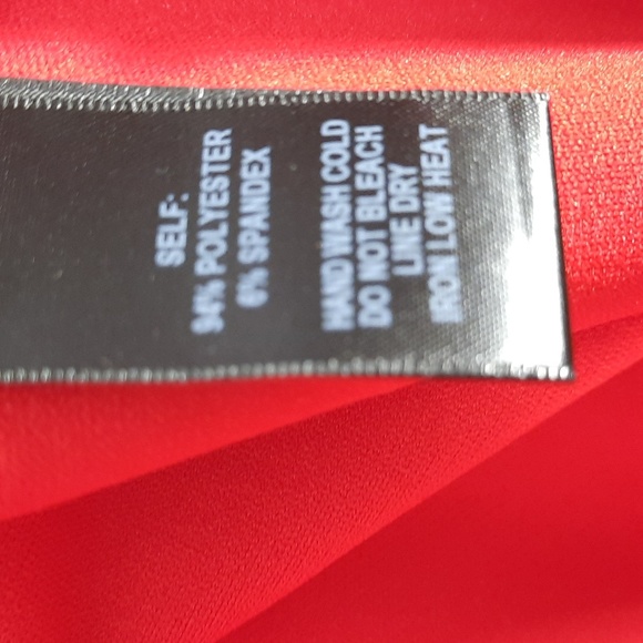 - NWT LULUS RED DRESS SZ M - Picture 8 of 10